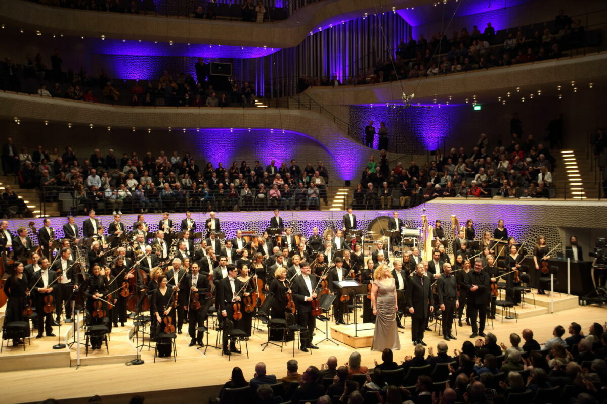 Klein beleuchtet kurz Nr.: 14 NDR mit Herzog Blaubarts Burg  Elbphilharmonie, 9. Februar 2024