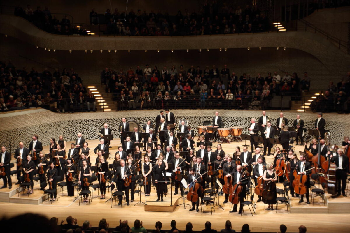 London Philharmonic Orchestra  Alexander Malofeev, Klavier  Elbphilharmonie, 25. Februar 2026