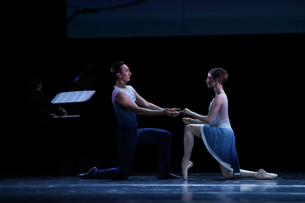 Der Flüchtige Augenblick, Tanzabend von Edvin Revazov, Antoine Jully und Kristina Paulin  Oper Kiel, 6. April 2024 Premiere