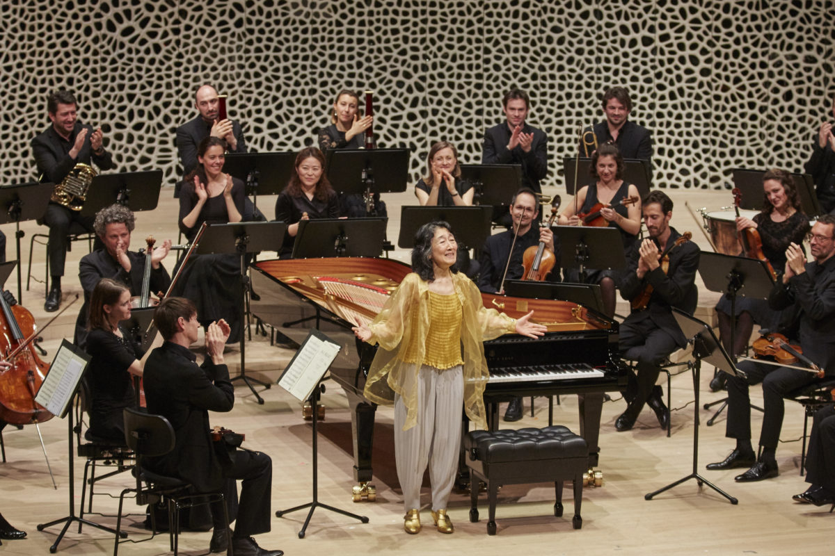 Mitsuko Uchida, Mahler Chamber Orchestra, Mozart, Barók,  Elbphilharmonie Hamburg