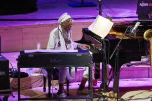 Omar Sosa, Omar Rodriguez Calvo, Ernesto Simpson, NDR Bigband, Geir Lysne,  Elbphilharmonie