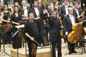 Philharmonia Orchestra London, Pekka Kuusisto, Esa-Pekka Salonen, Kaija Saariaho, Jean Sibelius, Sergej Prokofjew,  Elbphilharmonie, Hamburg