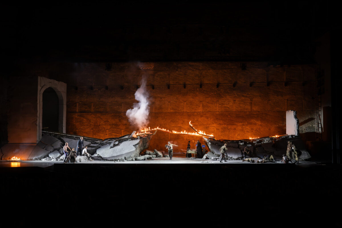Peter Eötvös Drei Schwestern  Felsenreitschule, Salzburg, 8. August 2025 PREMIERE