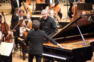 Klein beleuchtet kurz 63: Gern gesehene Gäste von der Insel/LSO  Elbphilharmonie, 6./7. Oktober 2025