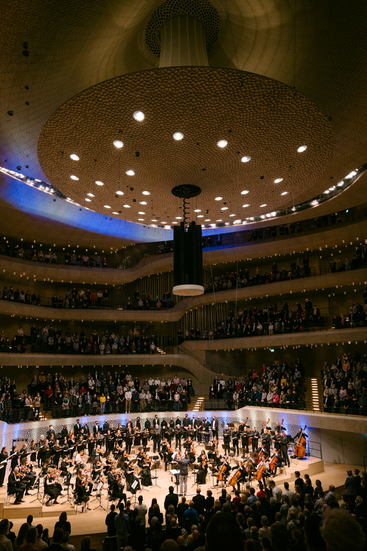 Die Elbphilharmonie vergrault ihr Publikum  Klassik-begeistert.de 4. September 2022