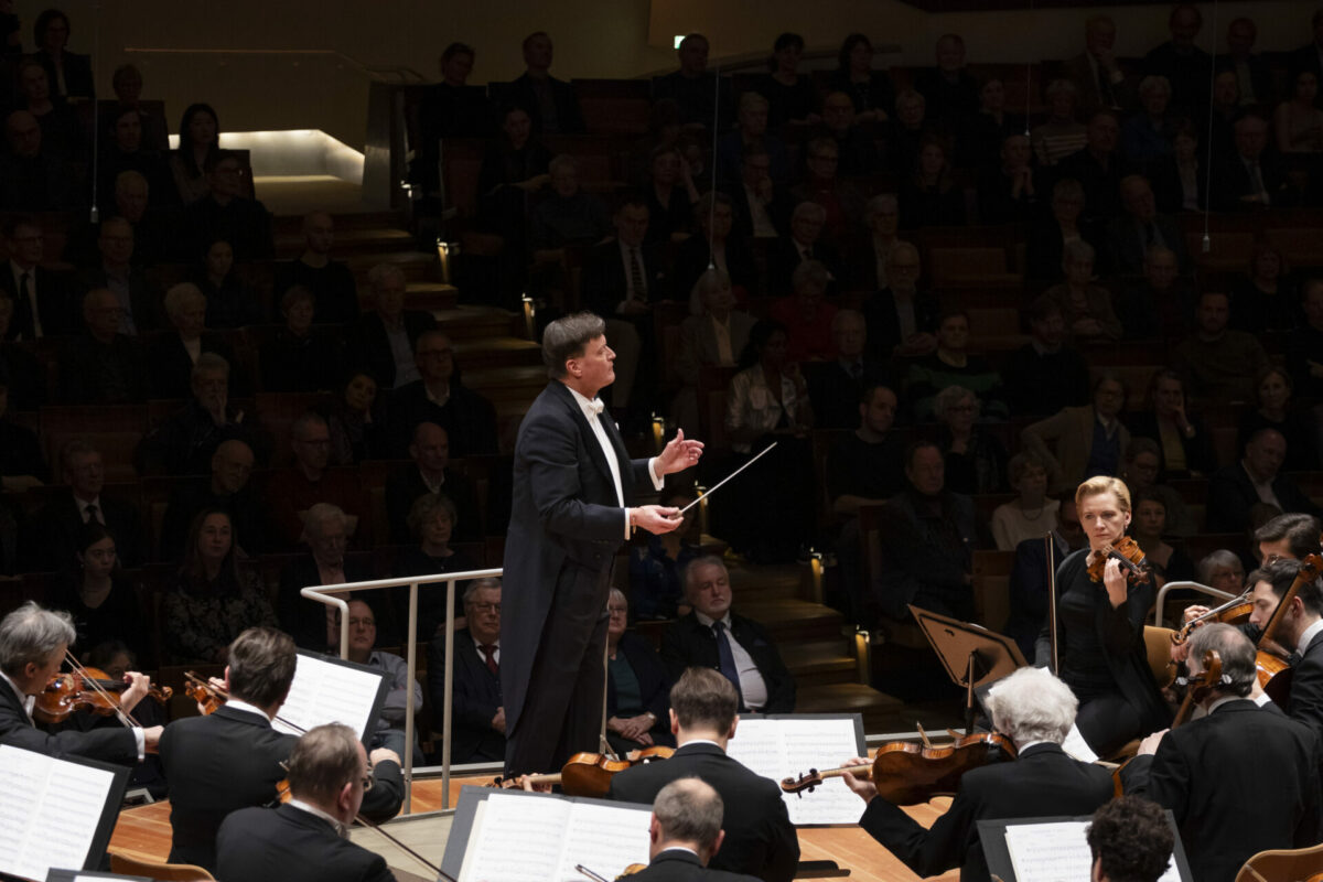 Anton Bruckner, Sinfonie, f-moll, Sinfonie d-moll  Philharmonie Berlin, 29. Februar 2023