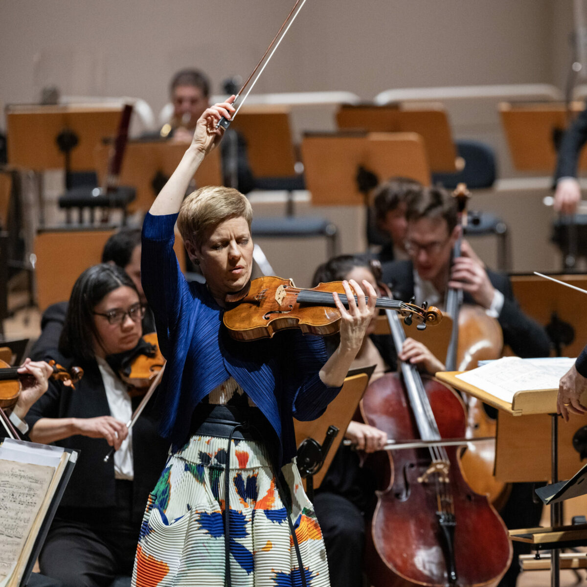 Isabelle Faust, Violine, London Symphony Orchestra, Sir Simon Rattle, Dirigent   Dortmund, Konzerthaus, 6. März 2024