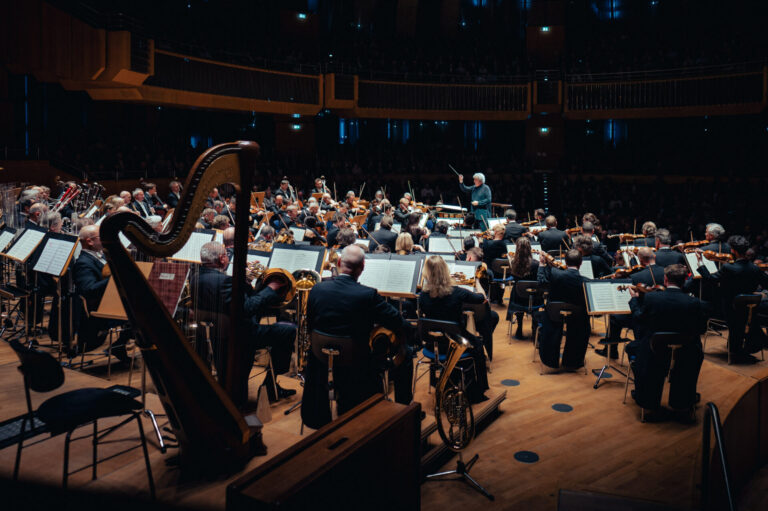 Tschechische Philharmonie, Semyon Bychkov, Sol Gabetta Violoncello  Tonhalle Düsseldorf, 27. April 2026