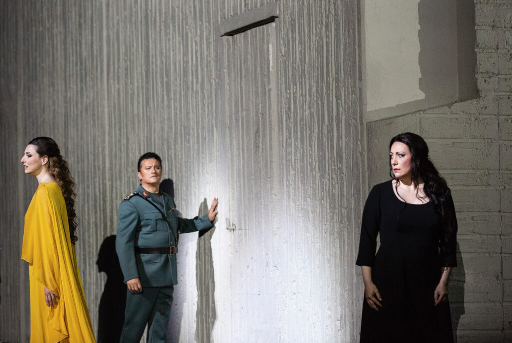 28202-Bernd_Uhlig___Opera_national_de_Paris-Aida-25-26—Bernd-Uhlig—OnP–2-