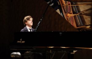 Andrey Denisenko, Klavier  Elbphilharmonie, Hamburg, 14. April 2025