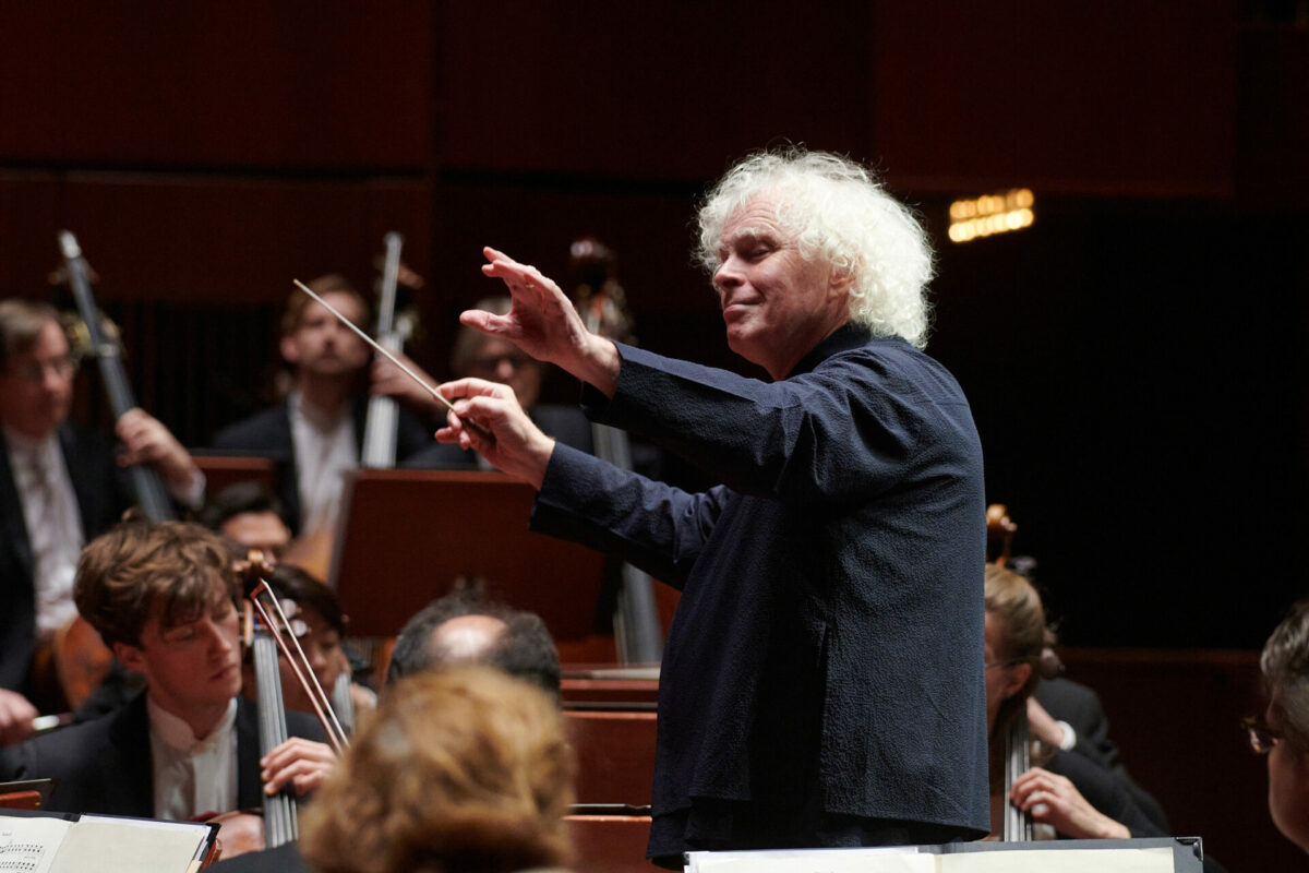 London Symphony Orchestra, Sir Simon Rattle, Dirigent, Sibelius und Rachmaninow  Alte Oper, Frankfurt, 5. Dezember 2022