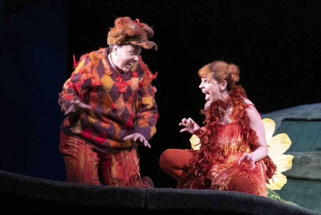 Aoife-Miskelly-as-Vixen-Lucia-Cervoni-as-Fox-The-Cunning-Little-Vixen-Photocredit-Richard-Hubert-Smith-9771_d60560bacba586a06c3bfbc05f965e4e
