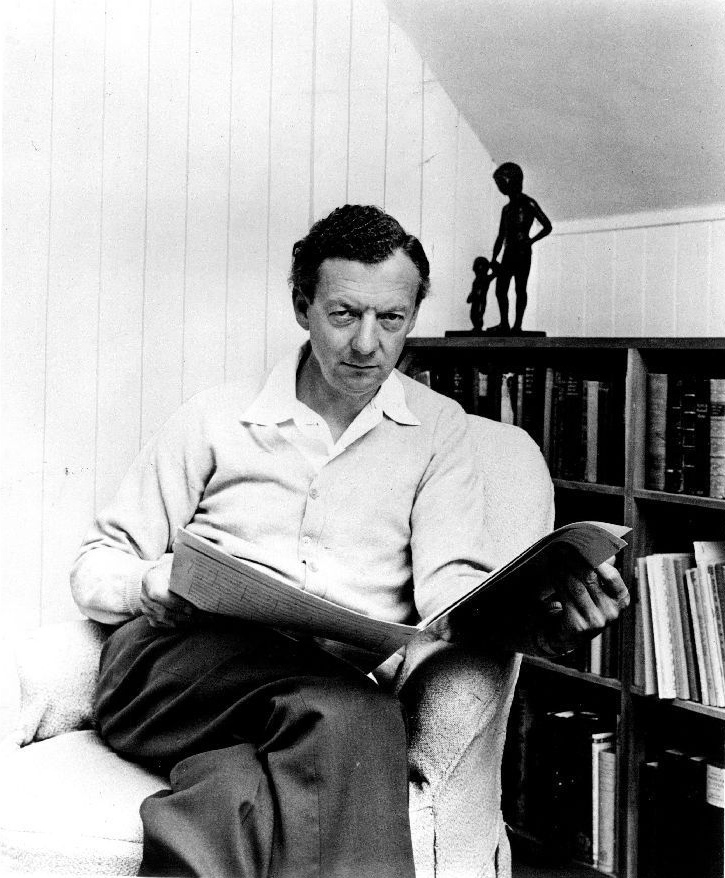 Benjamin_Britten,_London_Records_1968_publicity_photo_for_Wikipedia
