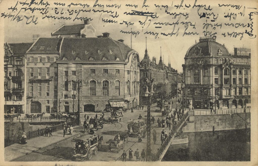 Berlin_Komische_Oper_Fassade_1912