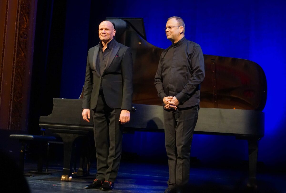 Stefan Vladar, Klavier, Bo Skovhus, Bariton, Mahler  Theater Lübeck, Großes Haus, 26. März 2026