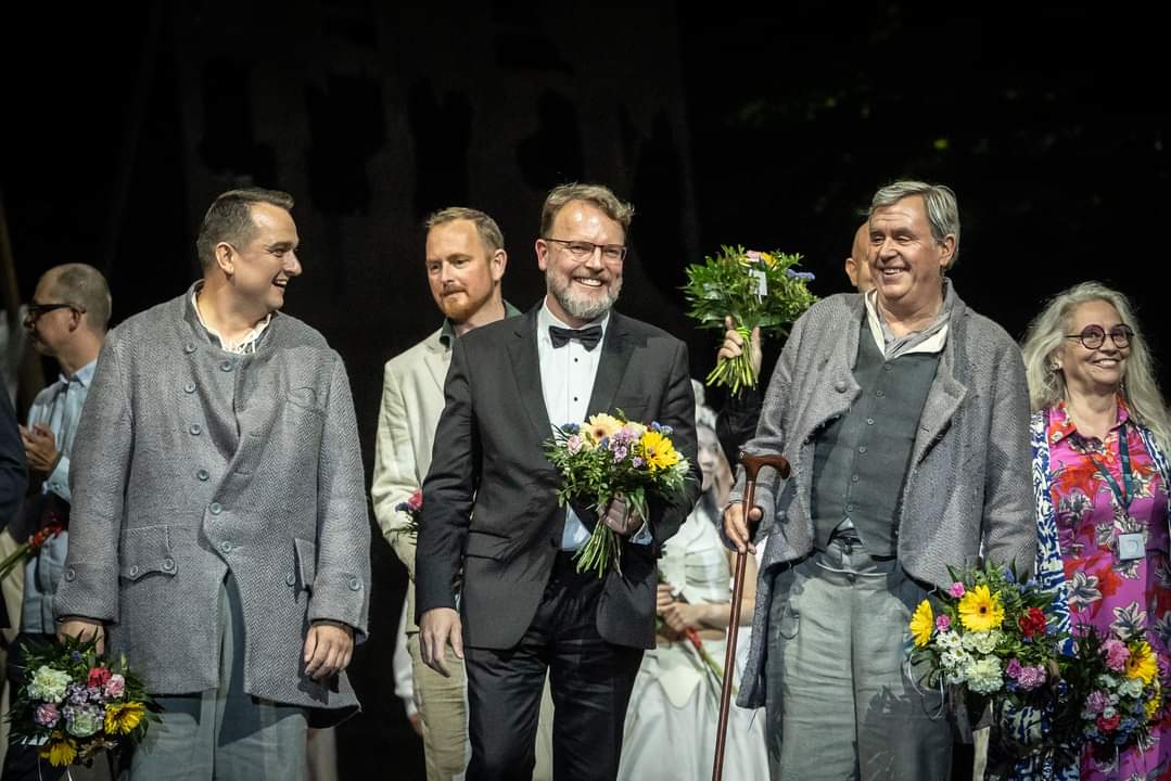 Pathys Stehplatz (37) – Ein Komponist, zwei Welten: Wagner zwischen Sopot und Bayreuth  klassik-begeistert.de 22. Juli 2023