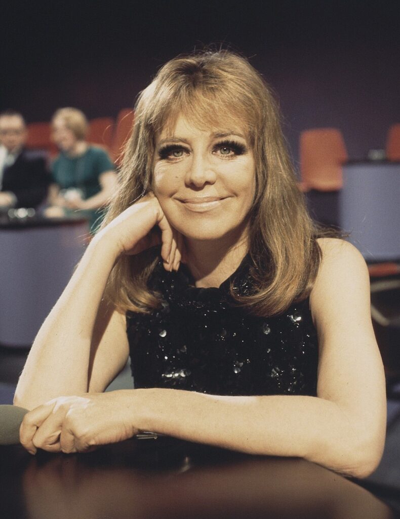Hildegard_Knef_254-8439