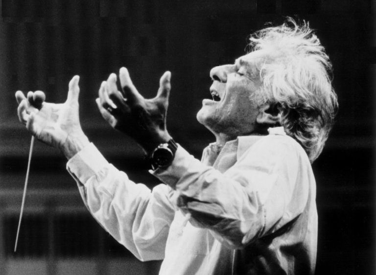 Sommereggers Klassikwelt 57: Leonard Bernstein, der Hochspringer