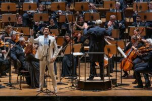 Musikfest Bremen: „Viva Puccini“, Jonathan Tetelman, Marko Letonja und die Bremer Philharmoniker  Konzerthaus Die Glocke,  28. August 2024