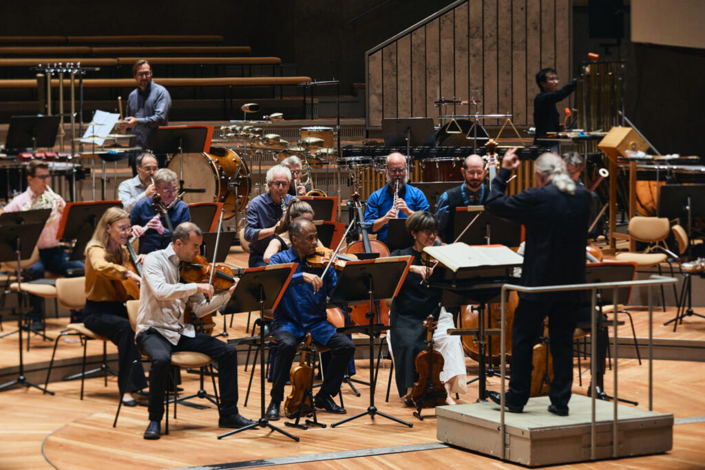 Ensemble Modern & Y. Mayaud / S. Cambreling: Streich / Chin / Lachenmann
