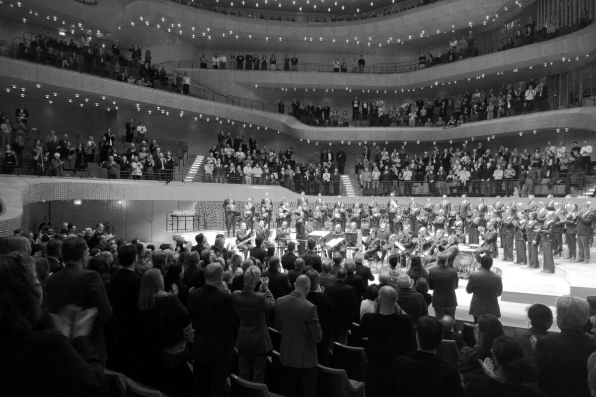 Wiener Singakademie, Bläserensemble PRO BRASS, Heinz Ferlesch: La Passione  Elbphilharmonie Hamburg, 18. Januar 2025