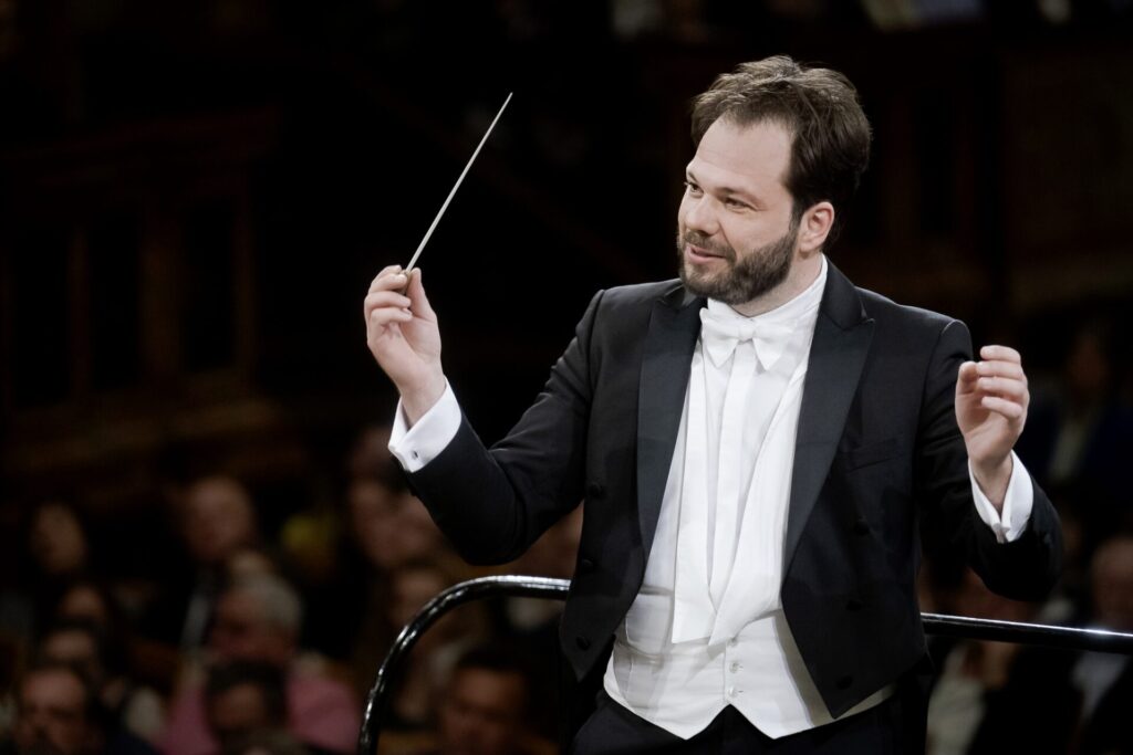Petr Popelka conducting 2 (c) Werner Kmetitsch