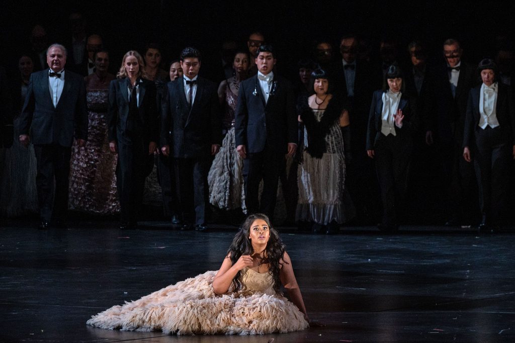 Giuseppe Verdis „La Traviata“,  Hamburgische Staatsoper, 14. Dezember 2021