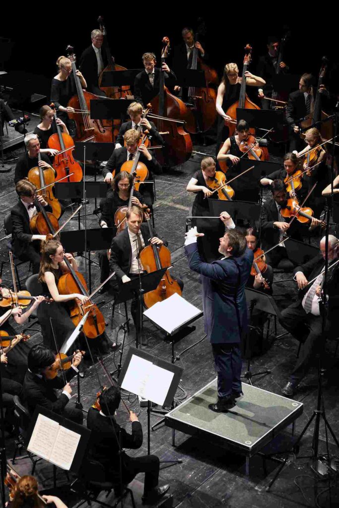 Siko7_Mahler Venzago (c) Schürer-Staatstheater Mainz