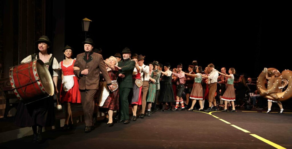 Sing mich um den Verstand! – Theater Lübeck. Operetten- und Musical-Revue.Fotos Lutz Roeßler
