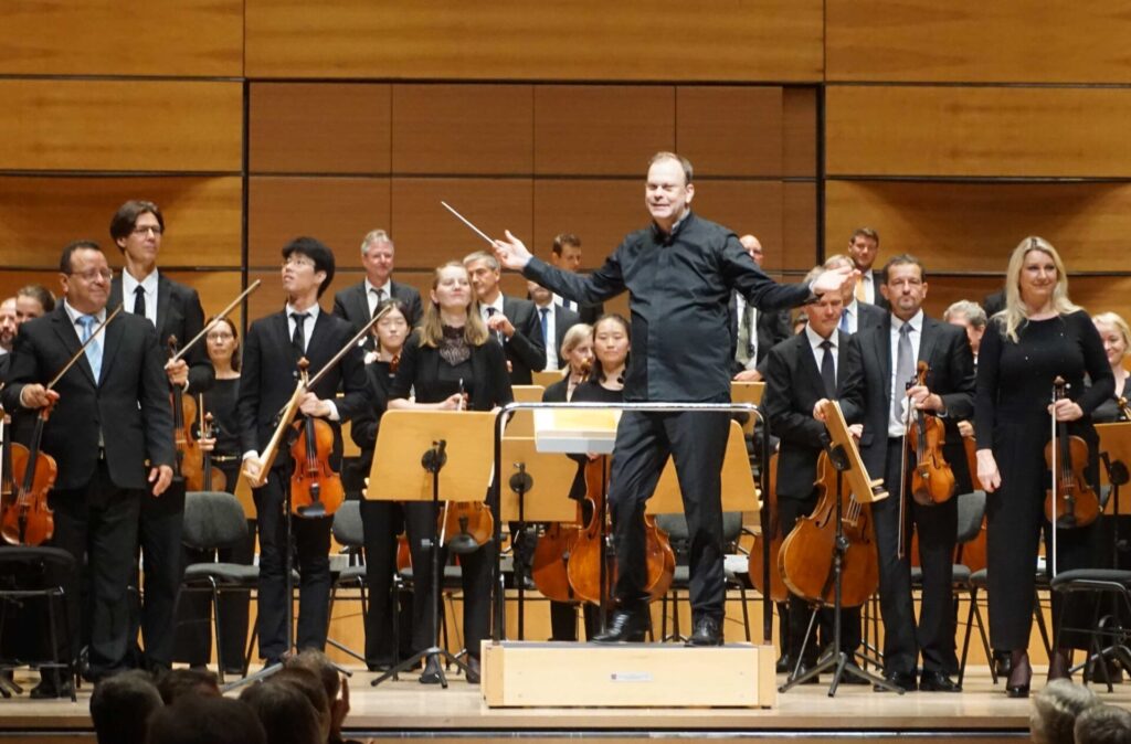 Stefan Vladar und Orchester © Andreas Ströbl