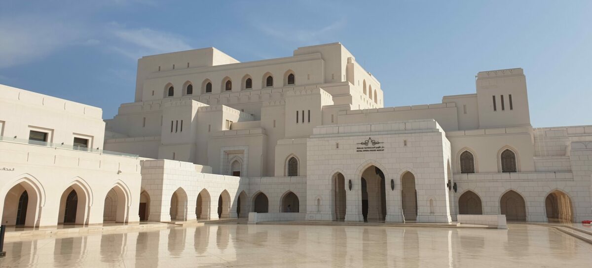 Ladas Klassikwelt 104: The Royal Opera House Muscat in Oman verbindet musikalisch Orient und Okzident