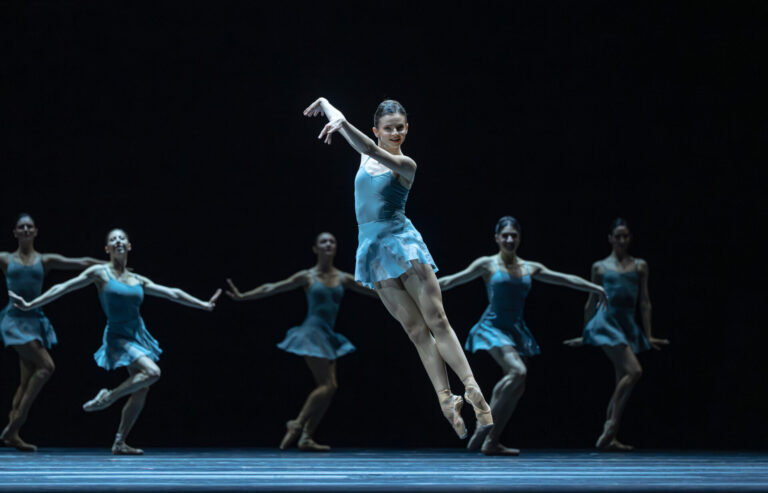 Waves and Circles Blake Works I/Megahertz/Boléro  Nationaltheater, München, 21. Dezember 2025 PREMIERE