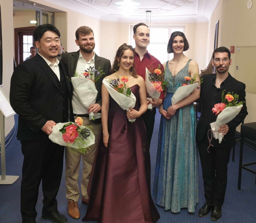 Wonjun Kim, Robin Frindt, Nat alie Beck, Viktor Aksentijević , Delia Bacher und Almog Ahar oni Photo Andreas Strobl 2