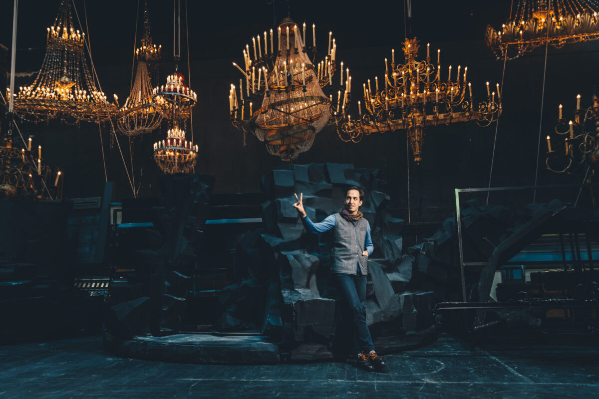 Interview: klassik-begeistert im Gespräch mit Yoel Gamzou, Dirigent, Teil I  klassik-begeistert.de, 5. April 2026