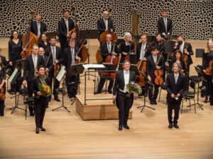 Dmitri Schostakowitsch, Ludwig van Beethoven, Philharmonisches Orchester Hamburg,  Elbphilharmonie, 6. Februar 2022
