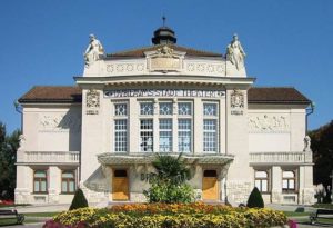 Verachtet mir die Stadt- und Landestheater nicht, und ehrt mir ihre Kunst (2): Das Stadttheater Klagenfurt