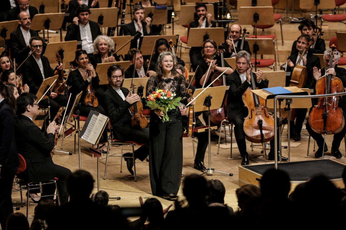 Janine Jansen, Violine, Orchestre de Paris Klaus Mäkelä, Dirigent  Essen, Philharmonie, 16. März 2023