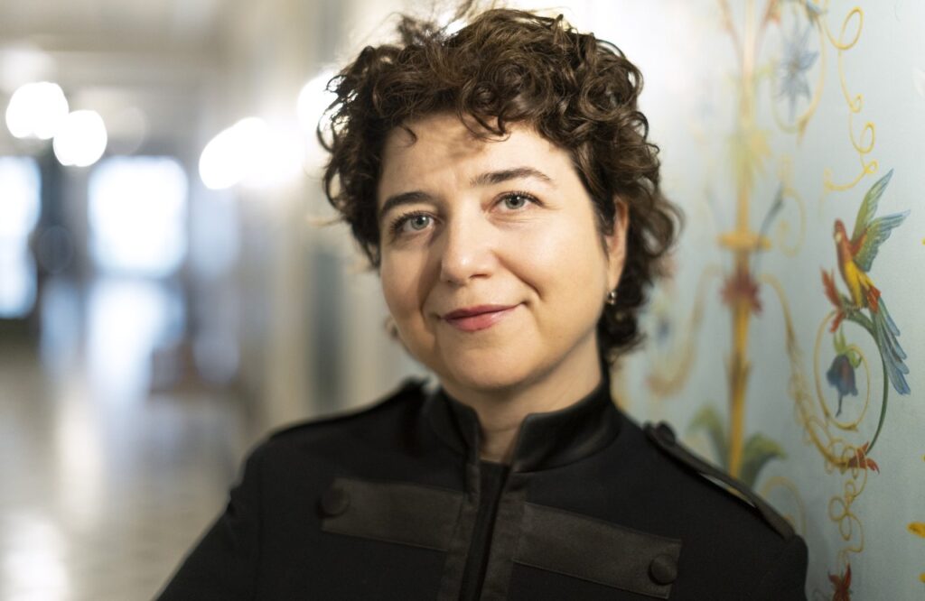 lera_auerbach_credit_pablo_castagnola_4.jpg__1280x832_q85_crop-crop_subsampling-2