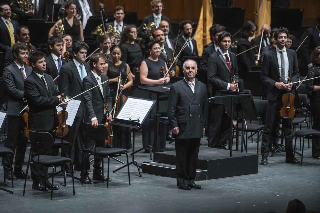 West-Eastern Divan Orchestra Daniel Barenboim Dirigent